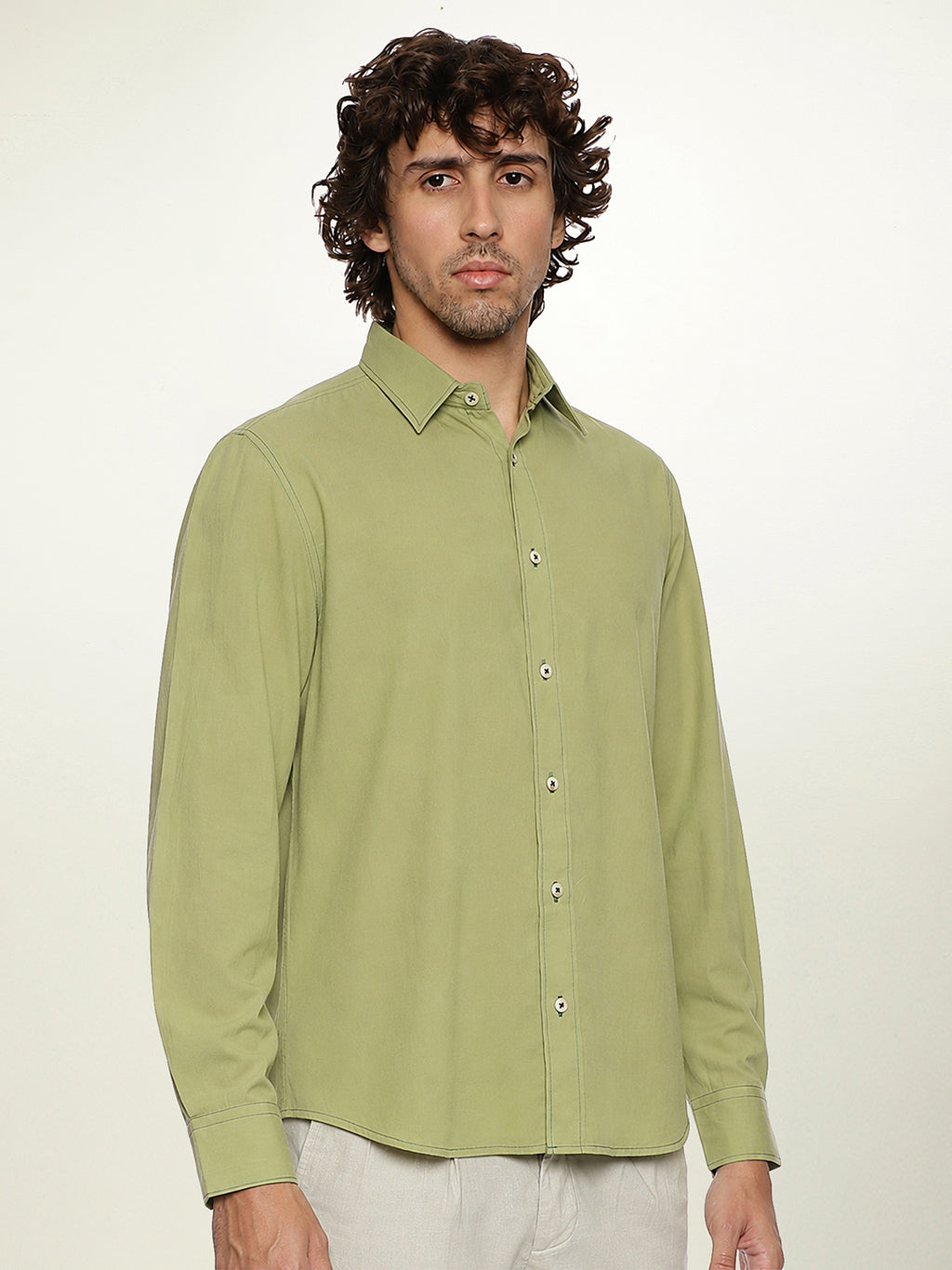 Lightweight Organic Cotton Shirt in Unripe Olive